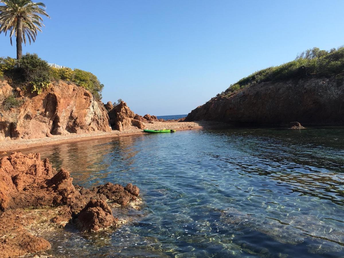 Les Marines D'Agay Studio Climatise Saint-Raphaël Dış mekan fotoğraf